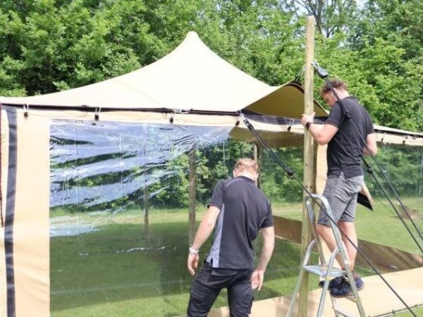 imgi_22_Zijwanden-installatie_01-620x425